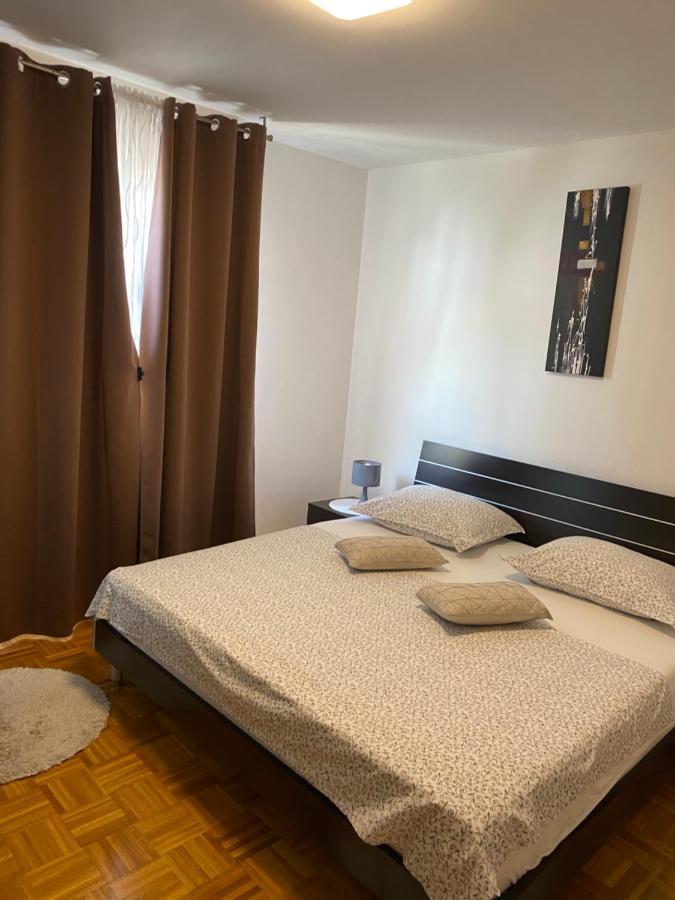 Apartment Miana Trogir Exteriör bild